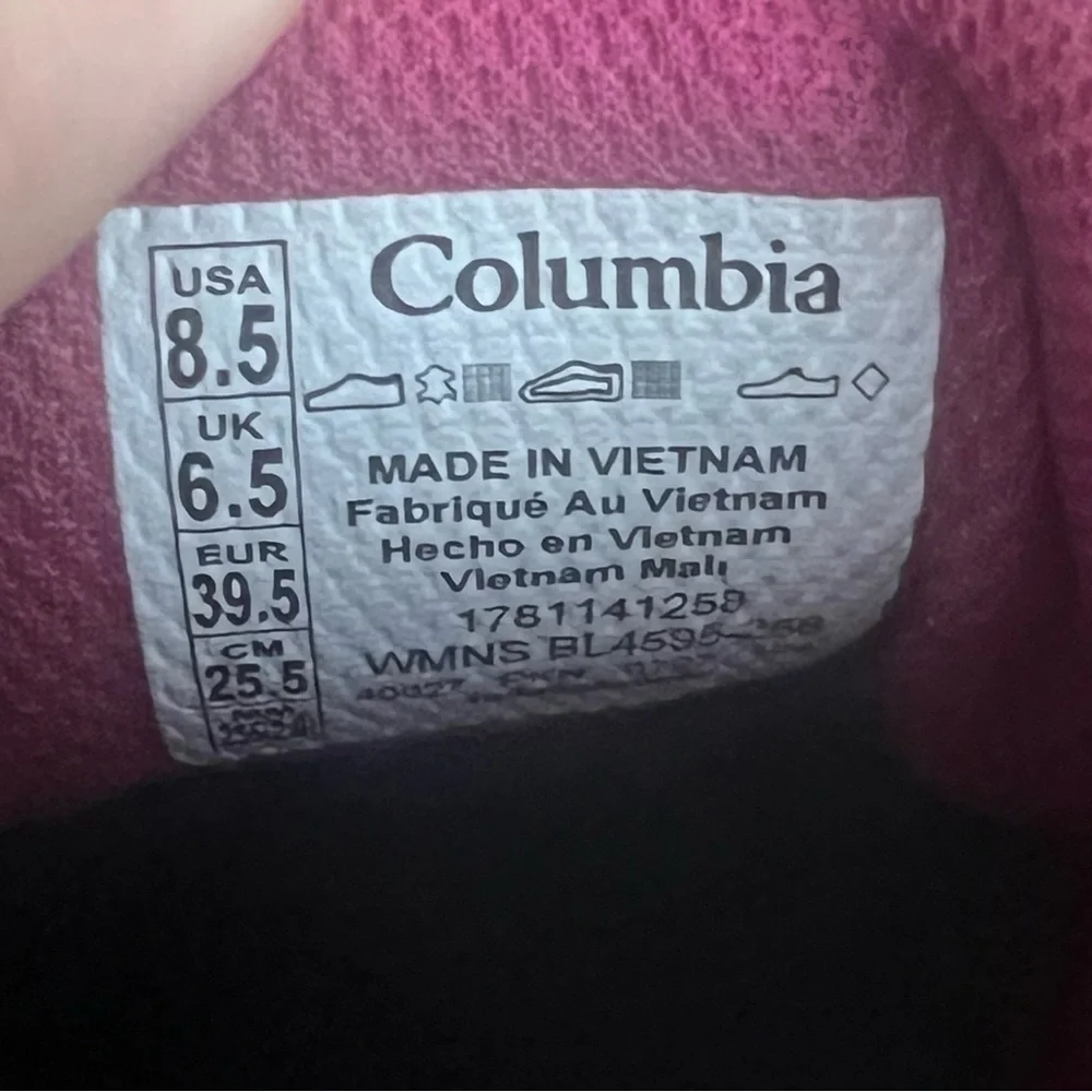 NWT Columbia Crestwood Waterproof Hiking Trail Outdoor Shoe Women's Size 8.5